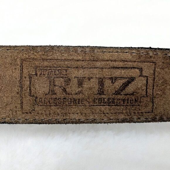 RITZ COLLECTION Aztec Stamped Leather Belt - Picture 7 of 7